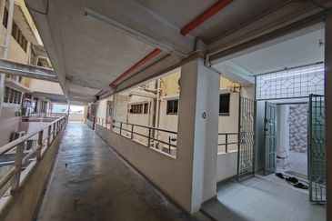 [FULLY FURNISHED]Sea View Apartment di Kg. Tiong, Pusat Bandar Kuala Terengganu, Terengganu