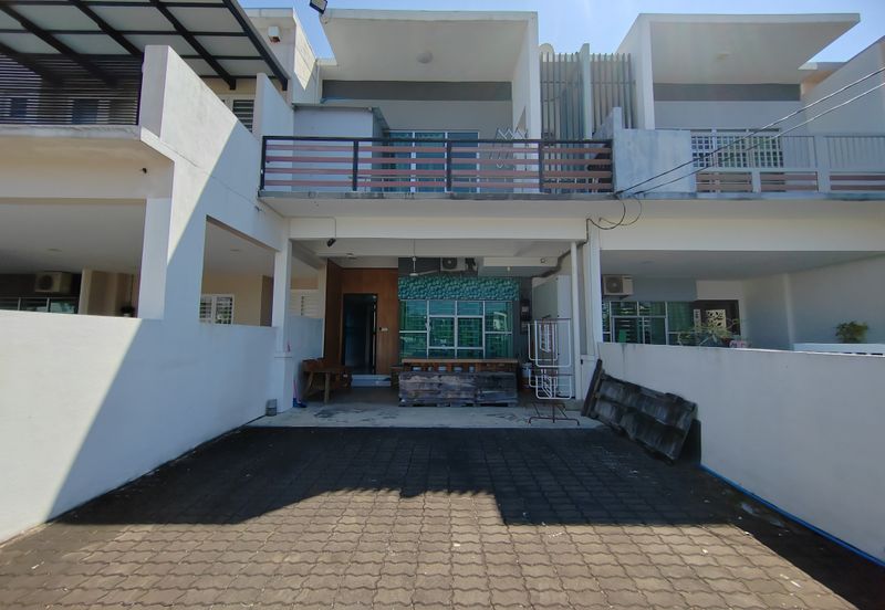  𝐇𝐎𝐌𝐄𝐒𝐓𝐀𝐘 𝟐 𝐓𝐈𝐍𝐆𝐊𝐀𝐓 𝐌𝐎𝐃𝐄𝐍 𝐃𝐈 𝐓𝐀𝐌𝐀𝐍 𝐓𝐄𝐌𝐁𝐄𝐒𝐔 𝐏𝐄𝐑𝐃𝐀𝐍𝐀, 𝐆𝐎𝐍𝐆 𝐁𝐀𝐃𝐀𝐊, 𝐓𝐄𝐑𝐄𝐍𝐆𝐆𝐀𝐍𝐔