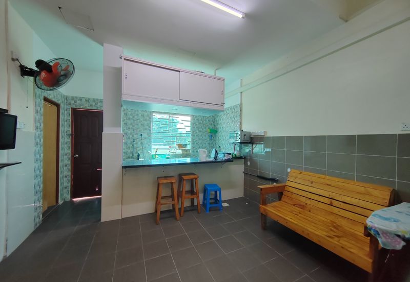  𝐇𝐎𝐌𝐄𝐒𝐓𝐀𝐘 𝟐 𝐓𝐈𝐍𝐆𝐊𝐀𝐓 𝐌𝐎𝐃𝐄𝐍 𝐃𝐈 𝐓𝐀𝐌𝐀𝐍 𝐓𝐄𝐌𝐁𝐄𝐒𝐔 𝐏𝐄𝐑𝐃𝐀𝐍𝐀, 𝐆𝐎𝐍𝐆 𝐁𝐀𝐃𝐀𝐊, 𝐓𝐄𝐑𝐄𝐍𝐆𝐆𝐀𝐍𝐔