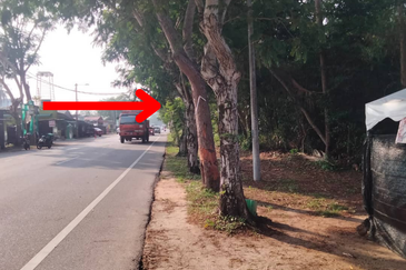 𝐓𝐚𝐧𝐚𝐡 𝟕.𝟏𝟐 𝐞𝐤𝐚𝐫 𝐝𝐢 𝐓𝐞𝐩𝐢 𝐉𝐚𝐥𝐚𝐧 𝐔𝐭𝐚𝐦𝐚 𝐓𝐨𝐤 𝐉𝐞𝐦𝐛𝐚𝐥 𝐛𝐞𝐫𝐝𝐞𝐤𝐚𝐭𝐚𝐧 𝐔𝐌𝐓