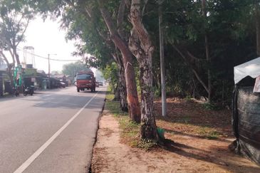 𝐓𝐚𝐧𝐚𝐡 𝟕.𝟏𝟐 𝐞𝐤𝐚𝐫 𝐝𝐢 𝐓𝐞𝐩𝐢 𝐉𝐚𝐥𝐚𝐧 𝐔𝐭𝐚𝐦𝐚 𝐓𝐨𝐤 𝐉𝐞𝐦𝐛𝐚𝐥 𝐛𝐞𝐫𝐝𝐞𝐤𝐚𝐭𝐚𝐧 𝐔𝐌𝐓