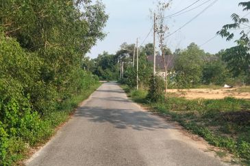 𝐓𝐀𝐍𝐀𝐇 𝐁𝐄𝐑𝐒𝐓𝐀𝐓𝐔𝐒 𝐁𝐀𝐍𝐆𝐔𝐍𝐀𝐍 𝟐.𝟓 𝐄𝐊𝐀𝐑 𝐃𝐈 𝐓𝐎𝐊 𝐉𝐄𝐌𝐁𝐀𝐋, 𝐊𝐔𝐀𝐋𝐀 𝐍𝐄𝐑𝐔𝐒, 𝐓𝐄𝐑𝐄𝐍𝐆𝐆𝐀𝐍𝐔