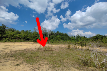 𝟒 𝐋𝐨𝐭 𝐁𝐚𝐧𝐠𝐥𝐨 𝐛𝐞𝐫𝐬𝐚𝐢𝐳 𝟔𝟎𝟓𝐦² 𝐝𝐢 𝐊𝐠. 𝐉𝐚𝐤, 𝐀𝐣𝐢𝐥 𝐛𝐞𝐫𝐝𝐞𝐤𝐚𝐭𝐚𝐧 𝐉𝐚𝐥𝐚𝐧 𝐔𝐭𝐚𝐦𝐚 & 𝐇𝐢𝐠𝐡𝐰𝐚𝐲 𝐋𝐏𝐓𝟐