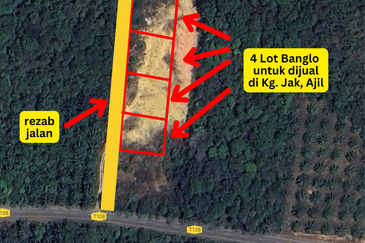 𝟒 𝐋𝐨𝐭 𝐁𝐚𝐧𝐠𝐥𝐨 𝐛𝐞𝐫𝐬𝐚𝐢𝐳 𝟔𝟎𝟓𝐦² 𝐝𝐢 𝐊𝐠. 𝐉𝐚𝐤, 𝐀𝐣𝐢𝐥 𝐛𝐞𝐫𝐝𝐞𝐤𝐚𝐭𝐚𝐧 𝐉𝐚𝐥𝐚𝐧 𝐔𝐭𝐚𝐦𝐚 & 𝐇𝐢𝐠𝐡𝐰𝐚𝐲 𝐋𝐏𝐓𝟐