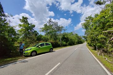 𝟒 𝐋𝐨𝐭 𝐁𝐚𝐧𝐠𝐥𝐨 𝐛𝐞𝐫𝐬𝐚𝐢𝐳 𝟔𝟎𝟓𝐦² 𝐝𝐢 𝐊𝐠. 𝐉𝐚𝐤, 𝐀𝐣𝐢𝐥 𝐛𝐞𝐫𝐝𝐞𝐤𝐚𝐭𝐚𝐧 𝐉𝐚𝐥𝐚𝐧 𝐔𝐭𝐚𝐦𝐚 & 𝐇𝐢𝐠𝐡𝐰𝐚𝐲 𝐋𝐏𝐓𝟐