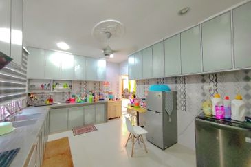 𝐑𝐔𝐌𝐀𝐇 𝐁𝐀𝐍𝐆𝐋𝐎 𝟐 𝐓𝐈𝐍𝐆𝐊𝐀𝐓 𝐃𝐈 𝐉𝐀𝐋𝐀𝐍 𝐊𝐄𝐍𝐀𝐍𝐆𝐀 ,𝐁𝐀𝐓𝐔 𝐁𝐔𝐑𝐔𝐊 ,𝐊𝐔𝐀𝐋𝐀 𝐓𝐄𝐑𝐄𝐍𝐆𝐆𝐀𝐍𝐔, 𝐓𝐄𝐑𝐄𝐍𝐆𝐆𝐀𝐍𝐔