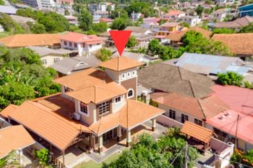 𝐑𝐔𝐌𝐀𝐇 𝐁𝐀𝐍𝐆𝐋𝐎 𝟐 𝐓𝐈𝐍𝐆𝐊𝐀𝐓 𝐃𝐈 𝐉𝐀𝐋𝐀𝐍 𝐊𝐄𝐍𝐀𝐍𝐆𝐀 ,𝐁𝐀𝐓𝐔 𝐁𝐔𝐑𝐔𝐊 ,𝐊𝐔𝐀𝐋𝐀 𝐓𝐄𝐑𝐄𝐍𝐆𝐆𝐀𝐍𝐔, 𝐓𝐄𝐑𝐄𝐍𝐆𝐆𝐀𝐍𝐔