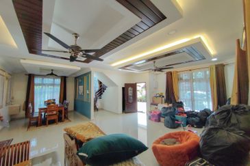 𝐑𝐔𝐌𝐀𝐇 𝐁𝐀𝐍𝐆𝐋𝐎 𝟐 𝐓𝐈𝐍𝐆𝐊𝐀𝐓 𝐃𝐈 𝐉𝐀𝐋𝐀𝐍 𝐊𝐄𝐍𝐀𝐍𝐆𝐀 ,𝐁𝐀𝐓𝐔 𝐁𝐔𝐑𝐔𝐊 ,𝐊𝐔𝐀𝐋𝐀 𝐓𝐄𝐑𝐄𝐍𝐆𝐆𝐀𝐍𝐔, 𝐓𝐄𝐑𝐄𝐍𝐆𝐆𝐀𝐍𝐔