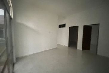 16 UNIT SEMI D KAMPUNG TELAGA PAPAN, BATU RAKIT, TERENGGANU