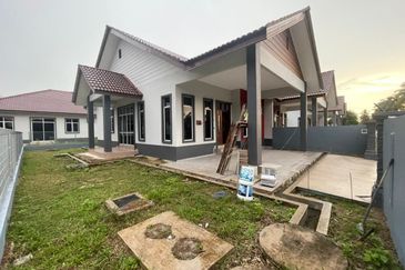 16 UNIT SEMI D KAMPUNG TELAGA PAPAN, BATU RAKIT, TERENGGANU