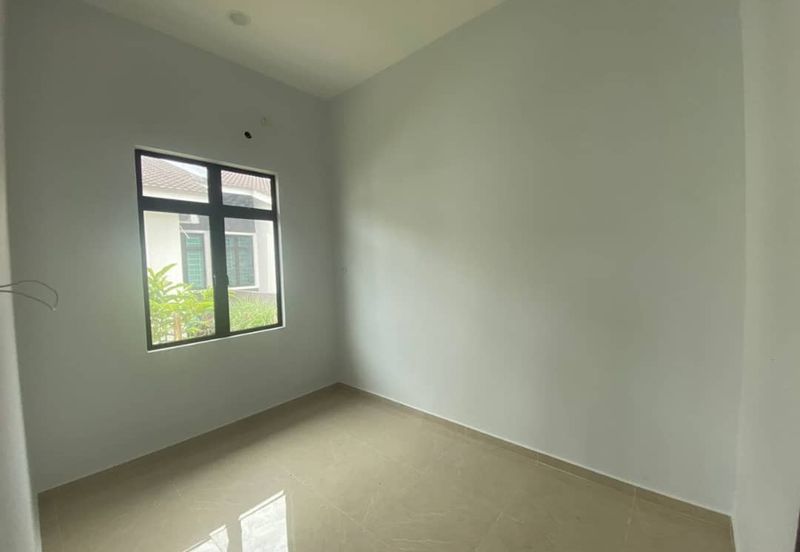 𝐑𝐔𝐌𝐀𝐇 𝐒𝐄𝐌𝐈-𝐃 𝐌𝐎𝐃𝐄𝐍 𝐃𝐈 𝐊𝐆 𝐖𝐀𝐊𝐀𝐅 𝐃𝐔𝐀 𝐁𝐔𝐊𝐈𝐓 𝐏𝐀𝐘𝐎𝐍𝐆, 𝐌𝐀𝐑𝐀𝐍𝐆, 𝐓𝐄𝐑𝐄𝐍𝐆𝐆𝐀𝐍𝐔