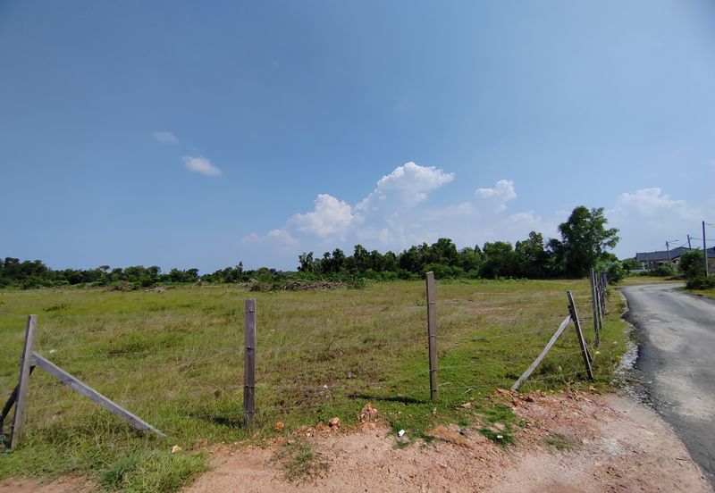 𝐓𝐚𝐧𝐚𝐡 𝐁𝐚𝐧𝐠𝐮𝐧𝐚𝐧 𝟑.𝟐 𝐞𝐤𝐚𝐫 𝐝𝐢 𝐓𝐚𝐦𝐚𝐧 𝐒𝐚𝐩𝐮𝐫𝐚 𝐈𝐧𝐝𝐚𝐡, 𝐆𝐨𝐧𝐠 𝐁𝐚𝐝𝐚𝐤, 𝐊𝐮𝐚𝐥𝐚 𝐍𝐞𝐫𝐮𝐬, 𝐓𝐞𝐫𝐞𝐧𝐠𝐠𝐚𝐧𝐮