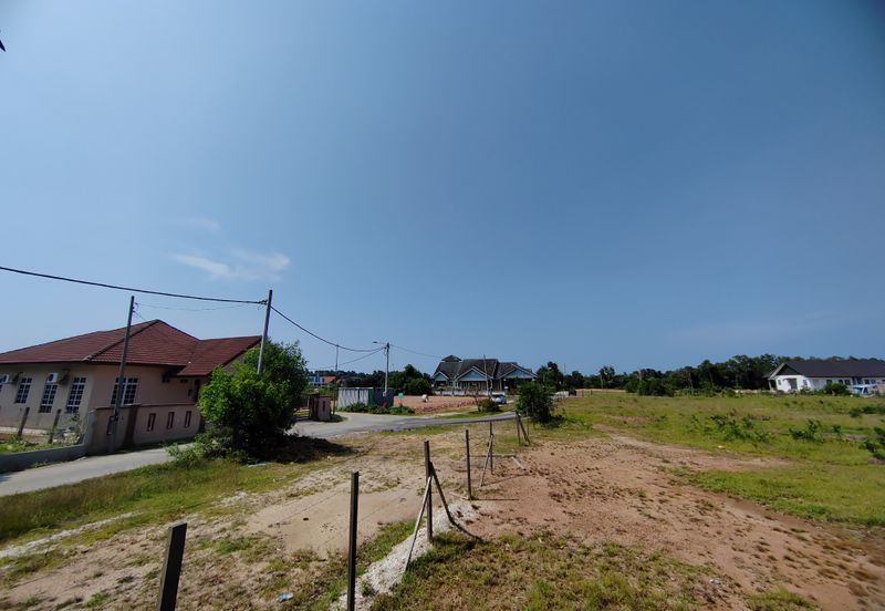 𝐓𝐚𝐧𝐚𝐡 𝐁𝐚𝐧𝐠𝐮𝐧𝐚𝐧 𝟑.𝟐 𝐞𝐤𝐚𝐫 𝐝𝐢 𝐓𝐚𝐦𝐚𝐧 𝐒𝐚𝐩𝐮𝐫𝐚 𝐈𝐧𝐝𝐚𝐡, 𝐆𝐨𝐧𝐠 𝐁𝐚𝐝𝐚𝐤, 𝐊𝐮𝐚𝐥𝐚 𝐍𝐞𝐫𝐮𝐬, 𝐓𝐞𝐫𝐞𝐧𝐠𝐠𝐚𝐧𝐮