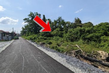 𝐓𝐚𝐧𝐚𝐡 𝐋𝐨𝐭 𝐁𝐚𝐧𝐠𝐥𝐨 𝐛𝐞𝐫𝐬𝐚𝐢𝐳  𝟑𝟗𝟎𝐦² 𝐝𝐢 𝐊𝐠. 𝐁𝐚𝐧𝐠𝐠𝐨𝐥 𝐊𝐚𝐭𝐨𝐧𝐠, 𝐒𝐞𝐫𝐚𝐝𝐚, 𝐊𝐮𝐚𝐥𝐚 𝐓𝐞𝐫𝐞𝐧𝐠𝐠𝐚𝐧𝐮