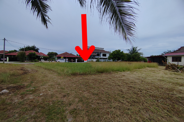 [𝐓𝐀𝐍𝐀𝐇 𝐆𝐑𝐄𝐃 𝐀]𝐓𝐚𝐧𝐚𝐡 𝐋𝐨𝐭 𝐁𝐚𝐧𝐠𝐥𝐨 𝐛𝐞𝐫𝐬𝐚𝐢𝐳  𝟓𝟒𝟖𝐦² 𝐝𝐢 𝐊𝐠. 𝐏𝐚𝐝𝐚𝐧𝐠 𝐍𝐞𝐧𝐚𝐬, 𝐊𝐮𝐚𝐥𝐚 𝐍𝐞𝐫𝐮𝐬