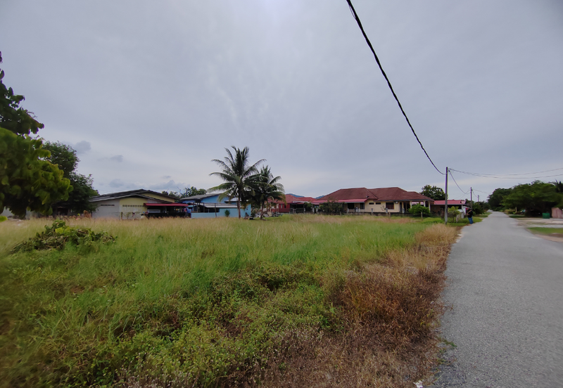 [𝐓𝐀𝐍𝐀𝐇 𝐆𝐑𝐄𝐃 𝐀]𝐓𝐚𝐧𝐚𝐡 𝐋𝐨𝐭 𝐁𝐚𝐧𝐠𝐥𝐨 𝐛𝐞𝐫𝐬𝐚𝐢𝐳  𝟓𝟒𝟖𝐦² 𝐝𝐢 𝐊𝐠. 𝐏𝐚𝐝𝐚𝐧𝐠 𝐍𝐞𝐧𝐚𝐬, 𝐊𝐮𝐚𝐥𝐚 𝐍𝐞𝐫𝐮𝐬