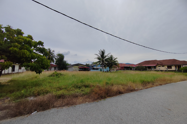 [𝐓𝐀𝐍𝐀𝐇 𝐆𝐑𝐄𝐃 𝐀]𝐓𝐚𝐧𝐚𝐡 𝐋𝐨𝐭 𝐁𝐚𝐧𝐠𝐥𝐨 𝐛𝐞𝐫𝐬𝐚𝐢𝐳  𝟓𝟒𝟖𝐦² 𝐝𝐢 𝐊𝐠. 𝐏𝐚𝐝𝐚𝐧𝐠 𝐍𝐞𝐧𝐚𝐬, 𝐊𝐮𝐚𝐥𝐚 𝐍𝐞𝐫𝐮𝐬