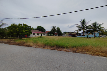 [𝐓𝐀𝐍𝐀𝐇 𝐆𝐑𝐄𝐃 𝐀]𝐓𝐚𝐧𝐚𝐡 𝐋𝐨𝐭 𝐁𝐚𝐧𝐠𝐥𝐨 𝐛𝐞𝐫𝐬𝐚𝐢𝐳  𝟓𝟒𝟖𝐦² 𝐝𝐢 𝐊𝐠. 𝐏𝐚𝐝𝐚𝐧𝐠 𝐍𝐞𝐧𝐚𝐬, 𝐊𝐮𝐚𝐥𝐚 𝐍𝐞𝐫𝐮𝐬