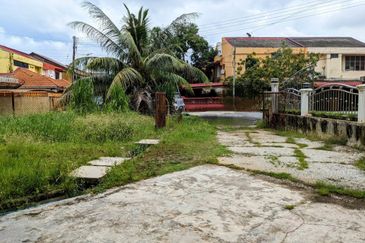 𝐑𝐔𝐌𝐀𝐇 𝐒𝐄𝐌𝐈-𝐃 𝟐 𝐓𝐈𝐍𝐆𝐊𝐀𝐓 𝐃𝐈 𝐁𝐀𝐍𝐃𝐀𝐑 𝐊𝐔𝐀𝐋𝐀 𝐓𝐄𝐑𝐄𝐍𝐆𝐆𝐀𝐍𝐔 𝐁𝐄𝐑𝐒𝐄𝐁𝐄𝐋𝐀𝐇𝐀𝐍 𝐈𝐂𝐎𝐍 𝐑𝐄𝐒𝐈𝐃𝐄𝐍𝐂𝐄𝐒