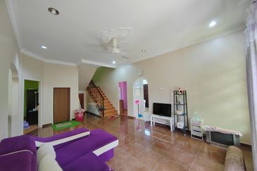 𝐁𝐀𝐍𝐆𝐋𝐎 𝐌𝐄𝐖𝐀𝐇 𝟐 𝐓𝐈𝐍𝐆𝐊𝐀𝐓 𝐃𝐈 𝐊𝐆. 𝐒𝐔𝐑𝐀𝐔 𝐇𝐉. 𝐌𝐀𝐓 𝐙𝐈𝐍, 𝐁𝐔𝐊𝐈𝐓 𝐏𝐀𝐘𝐎𝐍𝐆, 𝐓𝐄𝐑𝐄𝐍𝐆𝐆𝐀𝐍𝐔