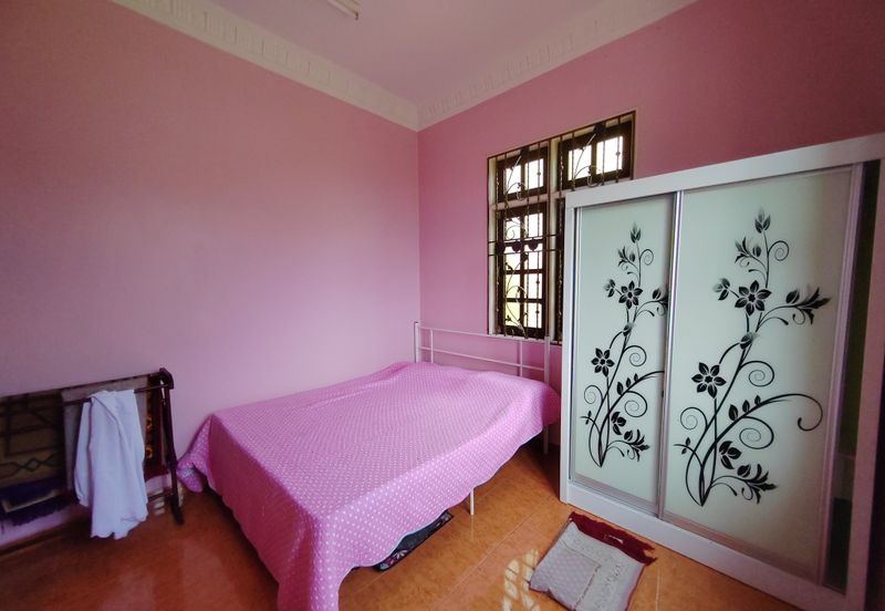 𝐁𝐀𝐍𝐆𝐋𝐎 𝐌𝐄𝐖𝐀𝐇 𝟐 𝐓𝐈𝐍𝐆𝐊𝐀𝐓 𝐃𝐈 𝐊𝐆. 𝐒𝐔𝐑𝐀𝐔 𝐇𝐉. 𝐌𝐀𝐓 𝐙𝐈𝐍, 𝐁𝐔𝐊𝐈𝐓 𝐏𝐀𝐘𝐎𝐍𝐆, 𝐓𝐄𝐑𝐄𝐍𝐆𝐆𝐀𝐍𝐔