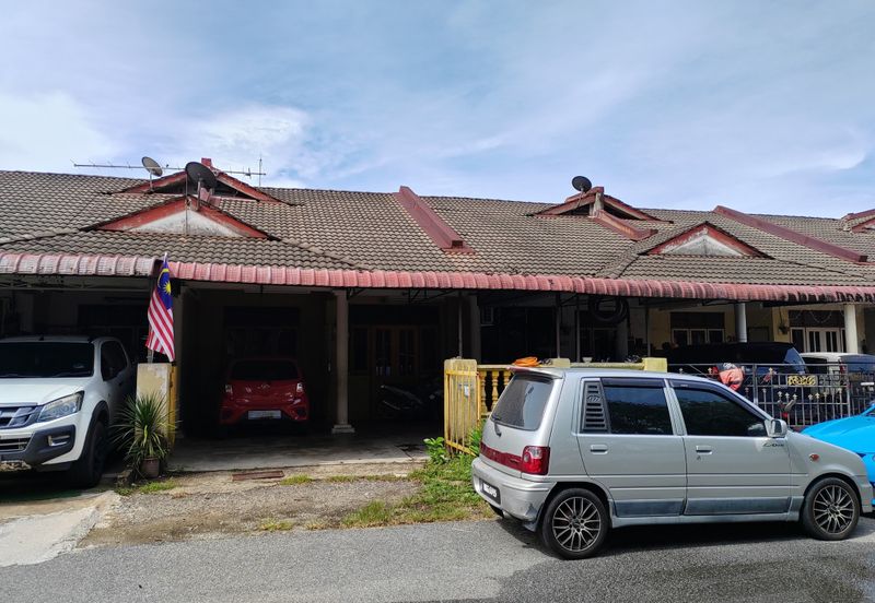 𝐑𝐔𝐌𝐀𝐇 𝐓𝐄𝐑𝐄𝐒 𝐒𝐄𝐓𝐈𝐍𝐆𝐊𝐀𝐓 𝐃𝐈 𝐓𝐀𝐌𝐀𝐍 𝐒𝐀𝐅𝐈𝐀𝐇 𝐌𝐔𝐑𝐍𝐈, 𝐏𝐀𝐃𝐀𝐍𝐆 𝐌𝐄𝐍𝐆𝐊𝐔𝐀𝐍𝐆, 𝐁𝐔𝐊𝐈𝐓 𝐏𝐀𝐘𝐎𝐍𝐆, 𝐓𝐑𝐆