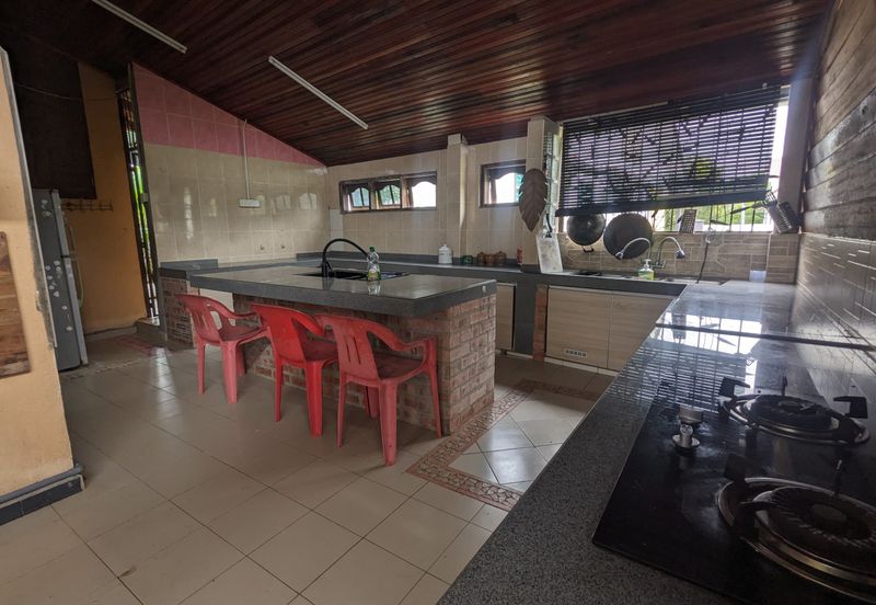 2 Unit Homestay Mewah & Berprestij berkonsepkan Bali di Tok Jembal, Terengganu