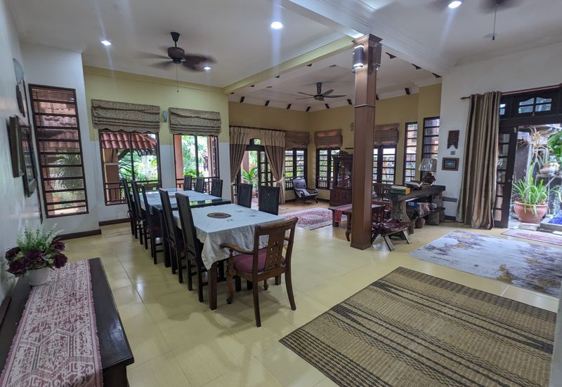 2 Unit Homestay Mewah & Berprestij berkonsepkan Bali di Tok Jembal, Terengganu