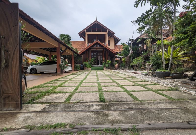 2 Unit Homestay Mewah & Berprestij berkonsepkan Bali di Tok Jembal, Terengganu