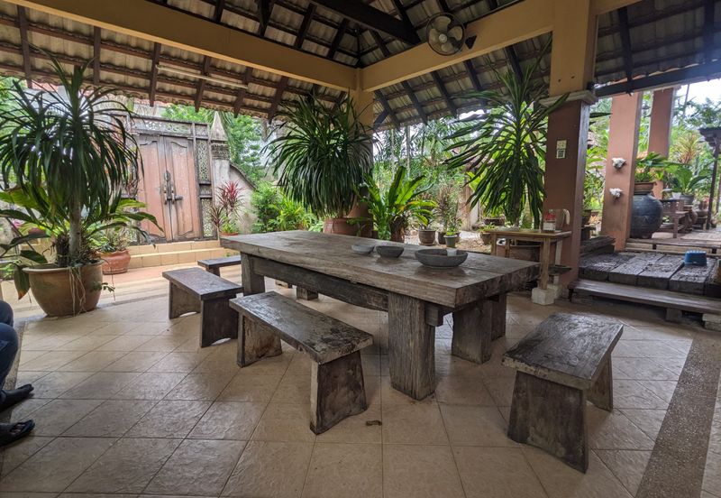 2 Unit Homestay Mewah & Berprestij berkonsepkan Bali di Tok Jembal, Terengganu