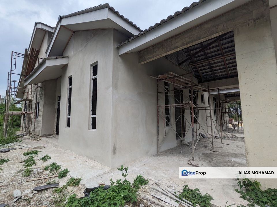 2 unit Semi-D di sebelah pagar Airport, Tok Jembal, Terengganu, Terengganu, Kuala Terengganu