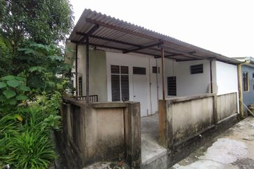 [𝐂𝐎𝐑𝐍𝐄𝐑 𝐋𝐎𝐓] 𝐑𝐮𝐦𝐚𝐡 𝐓𝐞𝐫𝐞𝐬 𝐒𝐞𝐭𝐢𝐧𝐠𝐤𝐚𝐭 𝐝𝐢 𝐓𝐚𝐦𝐚𝐧 𝐀𝐥 𝐀𝐦𝐢𝐧, 𝐁𝐮𝐤𝐢𝐭 𝐏𝐚𝐲𝐨𝐧𝐠, 𝐓𝐞𝐫𝐞𝐧𝐠𝐠𝐚𝐧𝐮