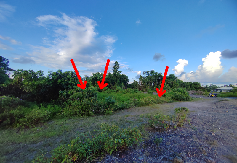 𝐋𝐨𝐭 𝐁𝐚𝐧𝐠𝐥𝐨 𝐒𝐚𝐢𝐳 𝟓𝟓𝟑𝐦² &  𝐒𝐞𝐩𝐚𝐬𝐚𝐧𝐠 𝐋𝐨𝐭 𝐒𝐞𝐦𝐢-𝐃 𝐬𝐚𝐢𝐳 𝟐𝟖𝟐𝐦² 𝐝𝐢 𝐊𝐠. 𝐒𝐮𝐫𝐚𝐮 𝐇𝐣. 𝐌𝐚𝐭 𝐙𝐢𝐧, 