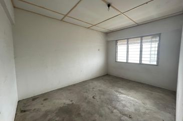 [Non Bumi Unit] Rumah Flat di Gelong Bilal Jalan Pasir Panjang, Kuala Terengganu, Terengganu