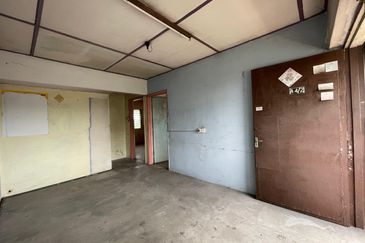 [Non Bumi Unit] Rumah Flat di Gelong Bilal Jalan Pasir Panjang, Kuala Terengganu, Terengganu