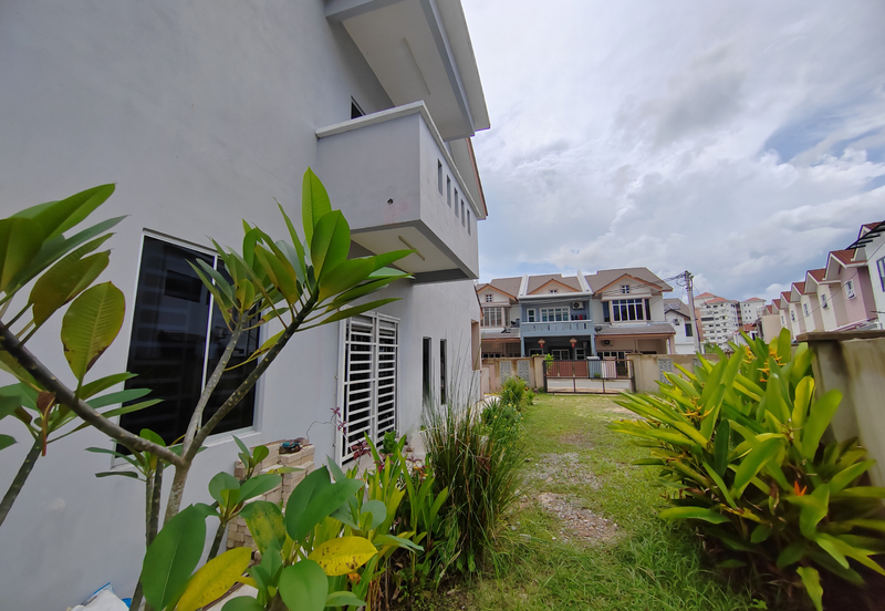 [FULLY FURNISHED]RUMAH TERES 2 TINGKAT CORNER LOT DI KUALA IBAI, KUALA TERENGGANU
