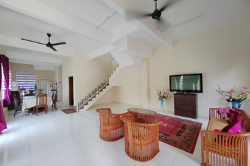 [FULLY FURNISHED]RUMAH TERES 2 TINGKAT CORNER LOT DI KUALA IBAI, KUALA TERENGGANU