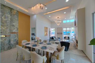 RUMAH BANGLO &  SEMI-D SETINGKAT EKSLUSIF MEWAH & MODEN DI WAKAF TAPAI, MARANG SEBELAH AKADEMI BOMBA & IKBN WAKAF TAPAI