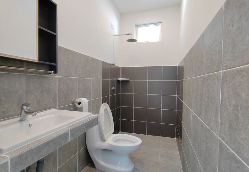 RUMAH BANGLO &  SEMI-D SETINGKAT EKSLUSIF MEWAH & MODEN DI WAKAF TAPAI, MARANG SEBELAH AKADEMI BOMBA & IKBN WAKAF TAPAI