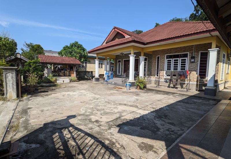 Kampung Mak Kemas