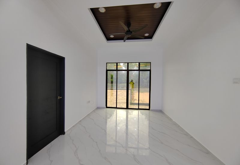 2 Unit Semi-D Setingkat di Kg. Pulau Manis, Kuala Terengganu sebelah SK Pulau Manis