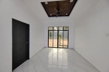 2 Unit Semi-D Setingkat di Kg. Pulau Manis, Kuala Terengganu sebelah SK Pulau Manis