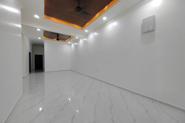 2 Unit Semi-D Setingkat di Kg. Pulau Manis, Kuala Terengganu sebelah SK Pulau Manis