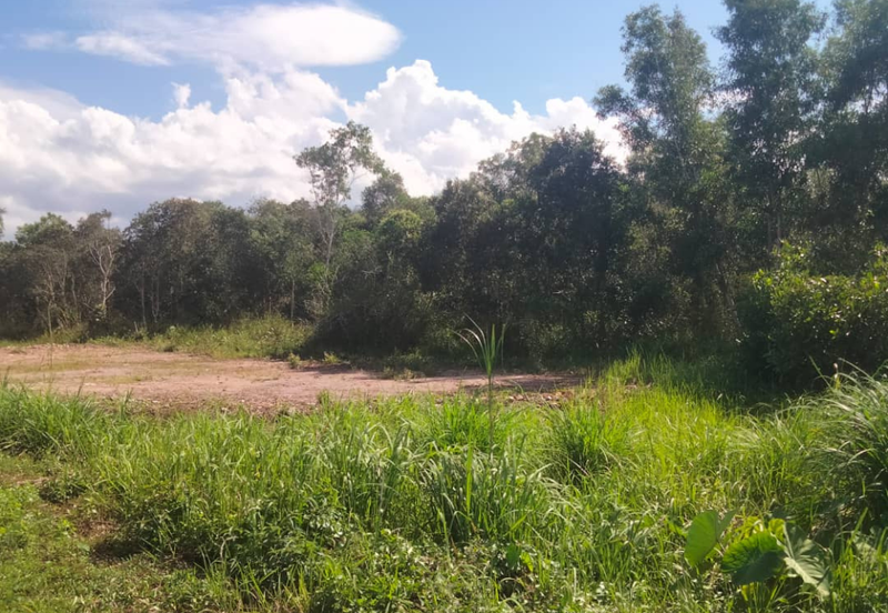 [Gred A] Tanah 3.17 ekar Di Kg Banggol Tok Jiring, Gong Badak, Terengganu berdekatan Airport