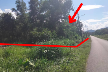 [Gred A] Tanah 3.17 ekar Di Kg Banggol Tok Jiring, Gong Badak, Terengganu berdekatan Airport