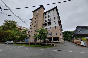 [Fully Furnished] Rumah di Apartment Redang, Pulau Kambing, Kuala Terengganu