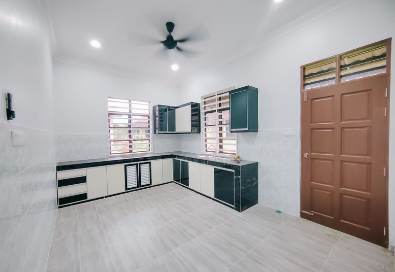 𝐑𝐔𝐌𝐀𝐇 𝐁𝐀𝐍𝐆𝐋𝐎 𝐒𝐄𝐓𝐈𝐍𝐆𝐊𝐀𝐓 𝐃𝐈 𝐁𝐈𝐍𝐉𝐀𝐈 𝐑𝐄𝐍𝐃𝐀𝐇 , 𝐁𝐔𝐊𝐈𝐓 𝐏𝐀𝐘𝐎𝐍𝐆, 𝐌𝐀𝐑𝐀𝐍𝐆, 𝐓𝐄𝐑𝐄𝐍𝐆𝐆𝐀𝐍𝐔