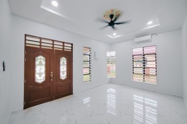 𝐑𝐔𝐌𝐀𝐇 𝐁𝐀𝐍𝐆𝐋𝐎 𝐒𝐄𝐓𝐈𝐍𝐆𝐊𝐀𝐓 𝐃𝐈 𝐁𝐈𝐍𝐉𝐀𝐈 𝐑𝐄𝐍𝐃𝐀𝐇 , 𝐁𝐔𝐊𝐈𝐓 𝐏𝐀𝐘𝐎𝐍𝐆, 𝐌𝐀𝐑𝐀𝐍𝐆, 𝐓𝐄𝐑𝐄𝐍𝐆𝐆𝐀𝐍𝐔