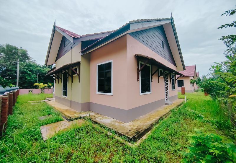 𝐑𝐔𝐌𝐀𝐇 𝐁𝐀𝐍𝐆𝐋𝐎 𝐒𝐄𝐓𝐈𝐍𝐆𝐊𝐀𝐓 𝐃𝐈 𝐁𝐈𝐍𝐉𝐀𝐈 𝐑𝐄𝐍𝐃𝐀𝐇 , 𝐁𝐔𝐊𝐈𝐓 𝐏𝐀𝐘𝐎𝐍𝐆, 𝐌𝐀𝐑𝐀𝐍𝐆, 𝐓𝐄𝐑𝐄𝐍𝐆𝐆𝐀𝐍𝐔