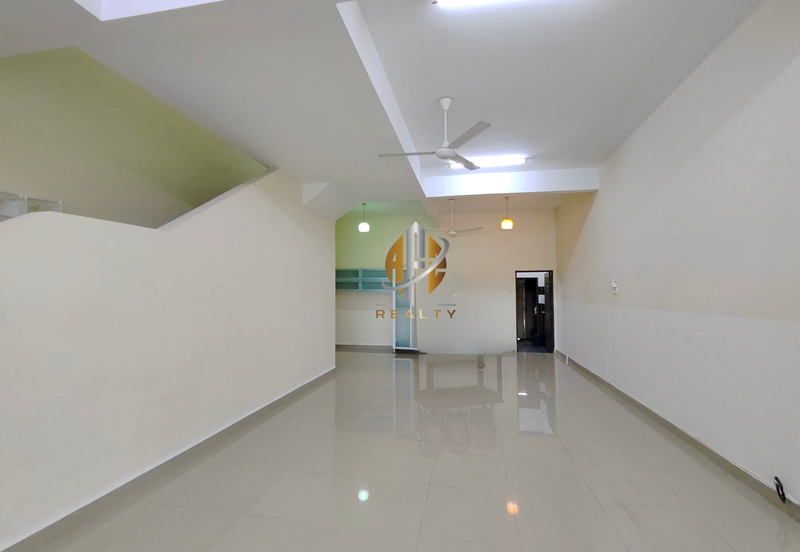 𝗥𝗨𝗠𝗔𝗛 𝗧𝗘𝗥𝗘𝗦 𝟮 𝗧𝗜𝗡𝗚𝗞𝗔𝗧 𝐈𝐍𝐓𝐄𝐑𝐌𝐄𝐃𝐈𝐀𝐓𝐄 𝗗𝗜 𝗧𝗔𝗠𝗔𝗡 𝗗𝗘𝗦𝗔 𝗬𝗧 𝗛𝗔𝗗𝗔𝗣𝗔𝗡 𝗦𝗧𝗔𝗗𝗜𝗨𝗠 𝗚𝗢𝗡𝗚 𝗕𝗔𝗗𝗔𝗞